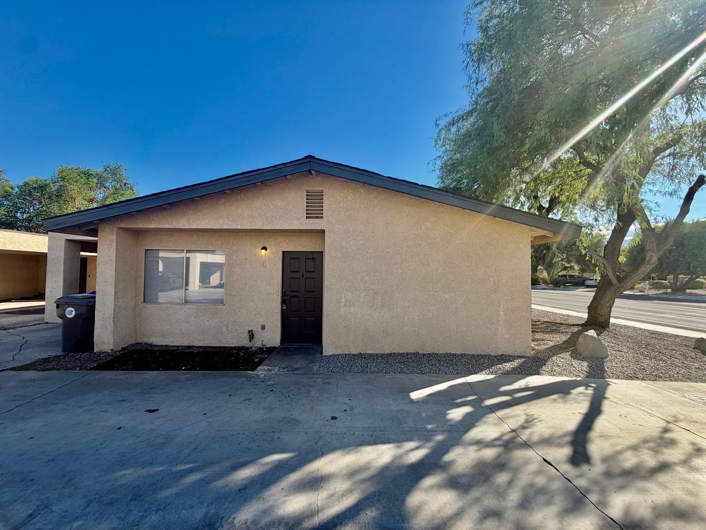 32652 Cathedral Canyon Dr - Cathedral City - California - 2 bed, 1 bath rental property