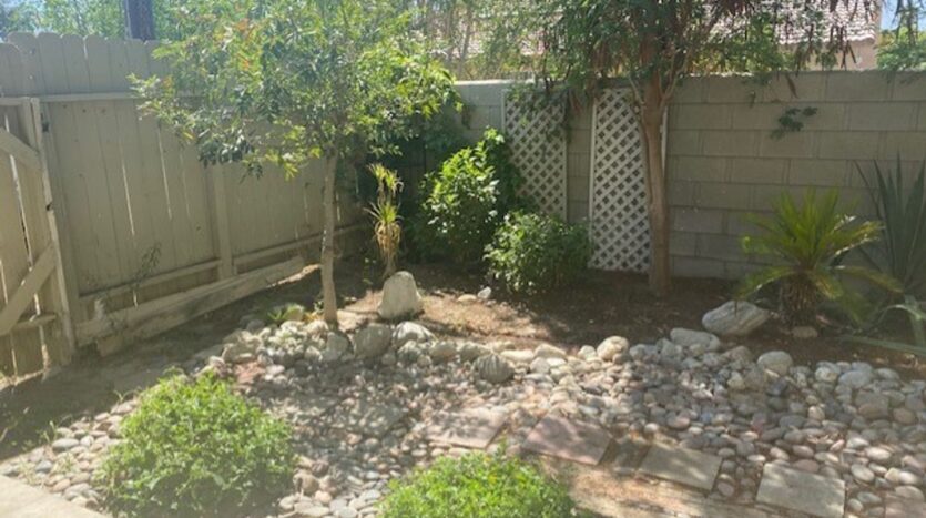 32881 Navajo Trl - 3 - Cathedral City - California - 3 bed, 2 bath rental property