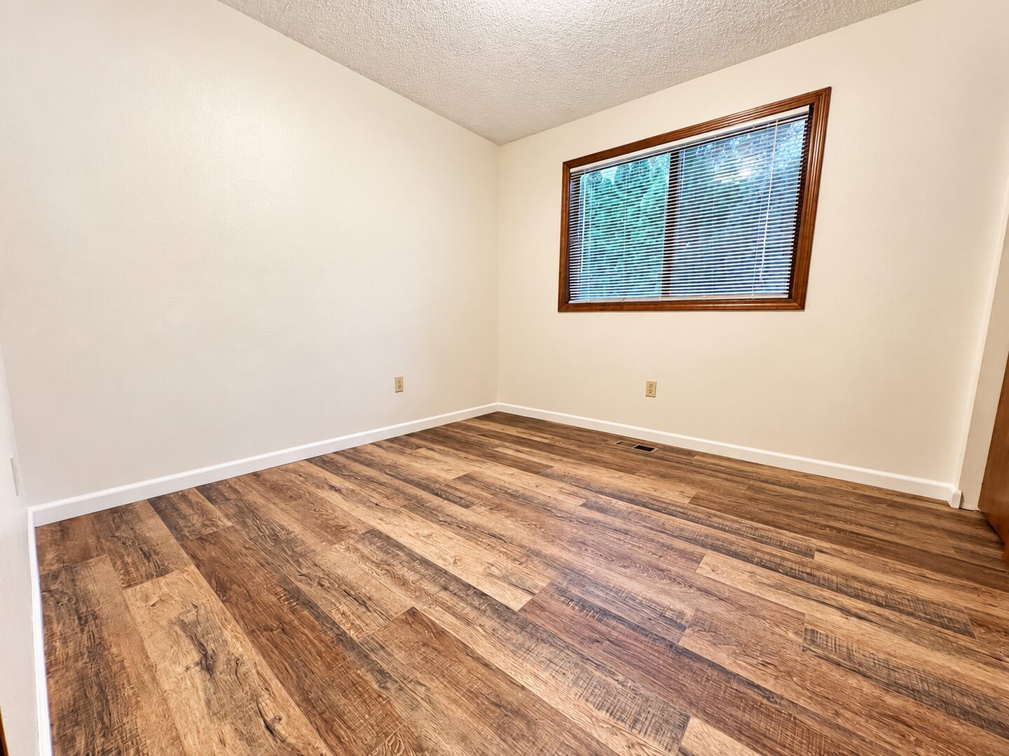 3428 SE 12th St.  - Gresham - Oregon - 3 bed, 2 bath rental property