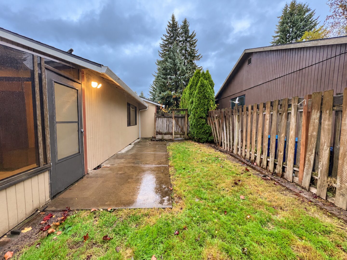 3428 SE 12th St.  - Gresham - Oregon - 3 bed, 2 bath rental property