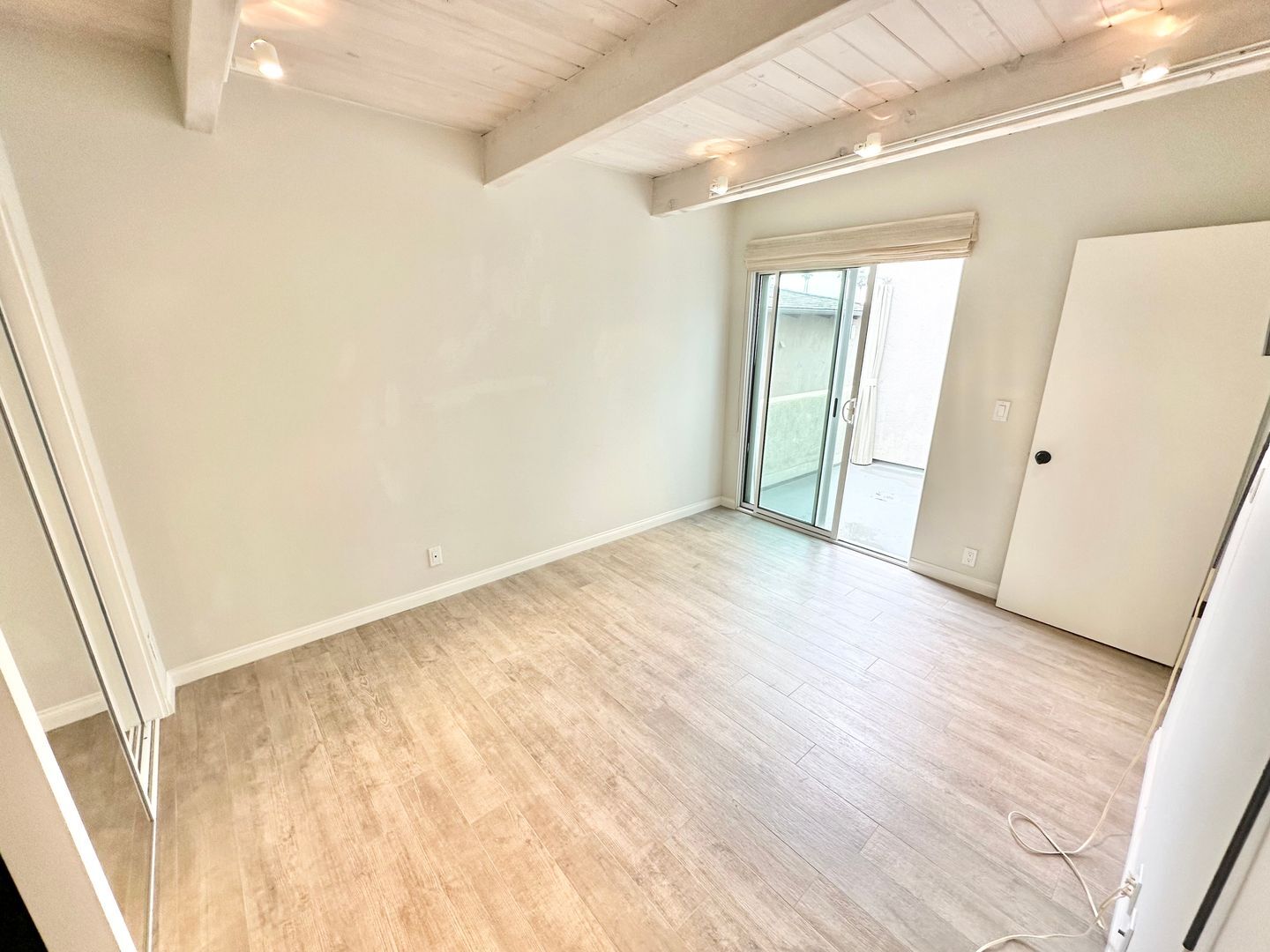 354 N. Coast Hwy - Laguna Beach - California - 1 bed, 1 bath rental property