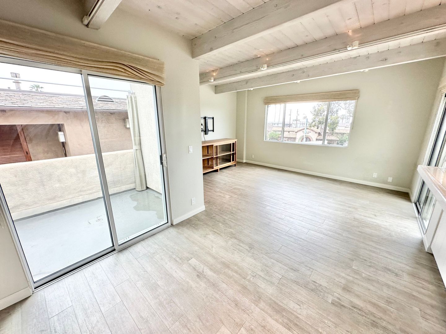 354 N. Coast Hwy - Laguna Beach - California - 1 bed, 1 bath rental property