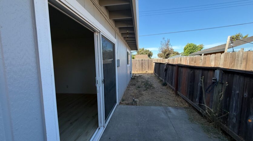 3612 S Port Drive  - Sacramento - California - 2 bed, 1 bath rental property