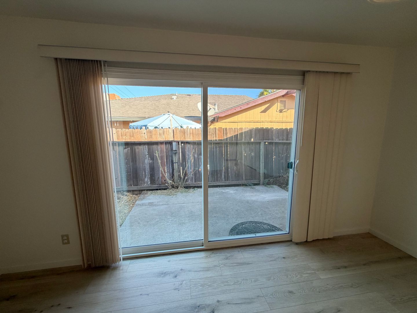 3612 S Port Drive  - Sacramento - California - 2 bed, 1 bath rental property