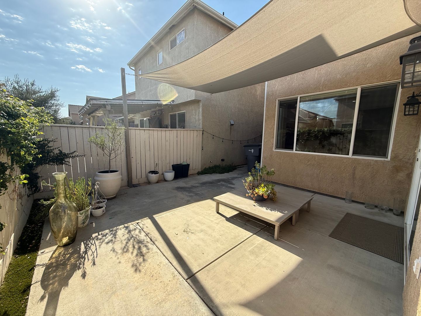3652 W Black Walnut Ln - Fresno - California - 3 bed, 2 bath rental property