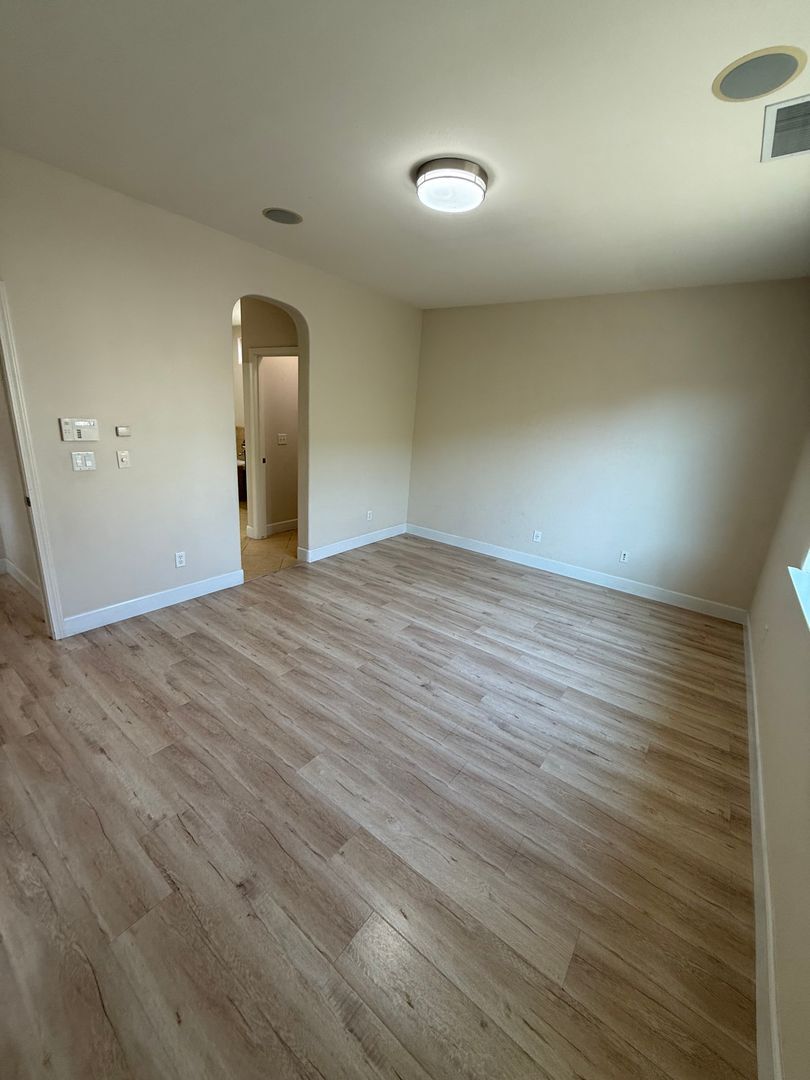 3652 W Black Walnut Ln - Fresno - California - 3 bed, 2 bath rental property