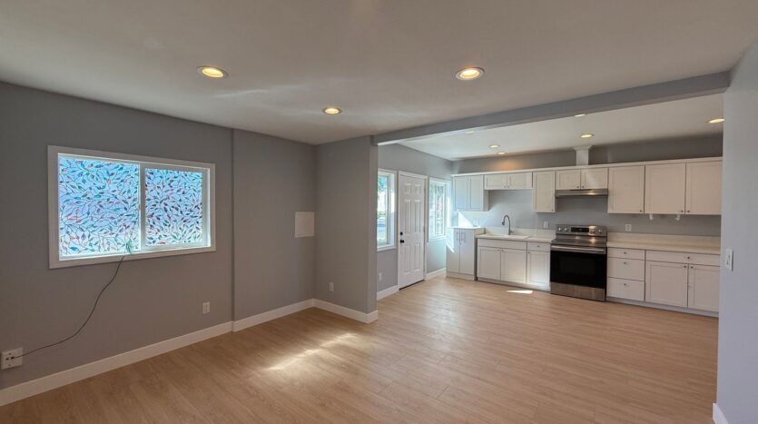 37938 Palm Vista Ave - Palmdale - California - 1 bed, 1 bath rental property