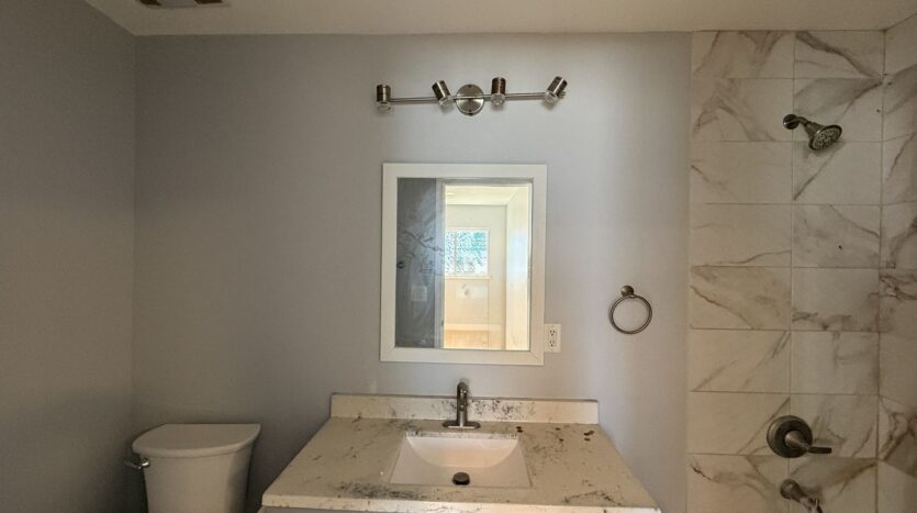 37938 Palm Vista Ave - Palmdale - California - 1 bed, 1 bath rental property