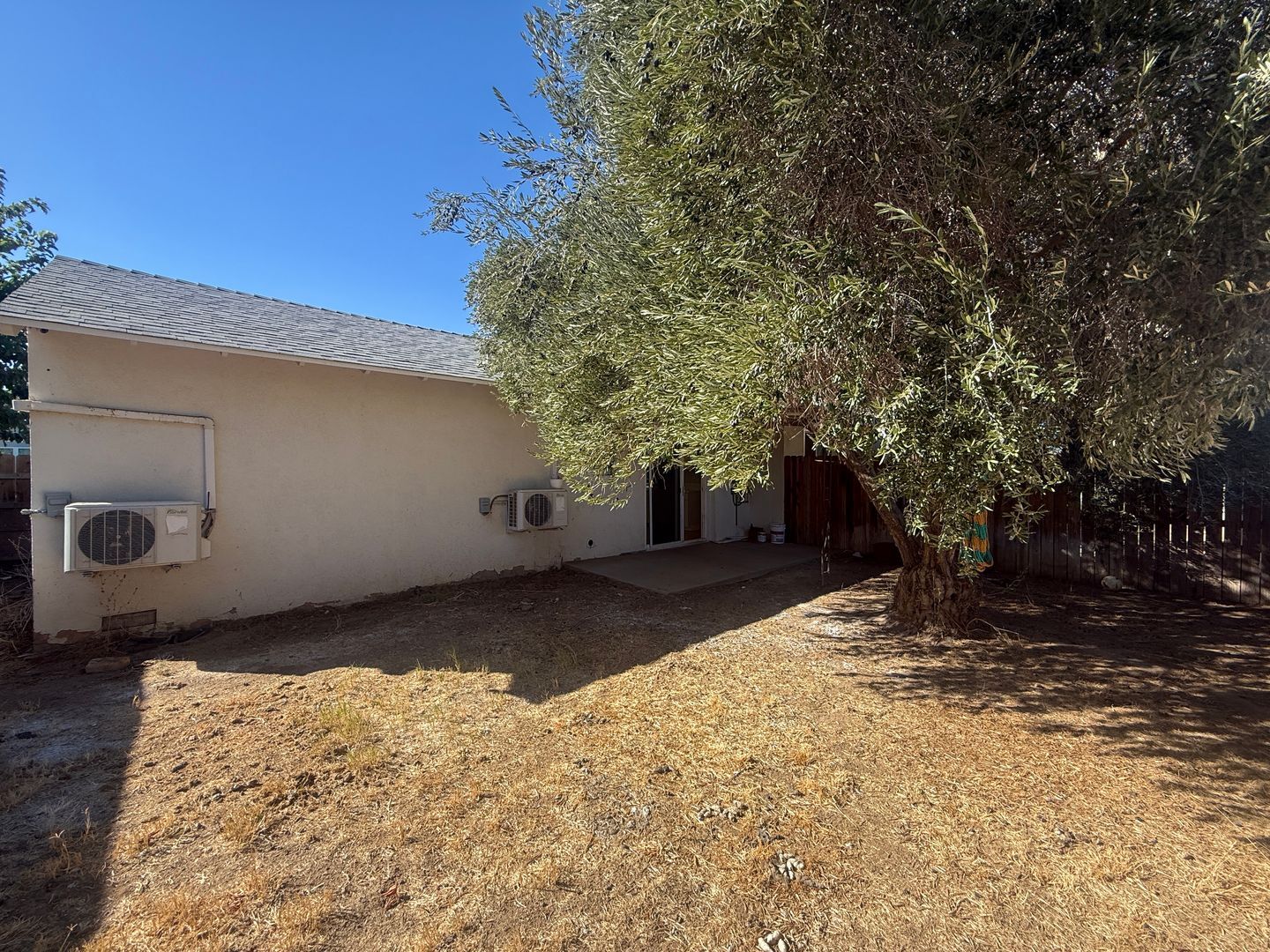 37938 Palm Vista Ave - Palmdale - California - 1 bed, 1 bath rental property