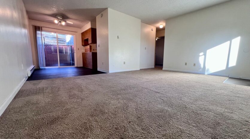 37950 HWY 26 - #03 - Sandy - Oregon - 2 bed, 1 bath rental property
