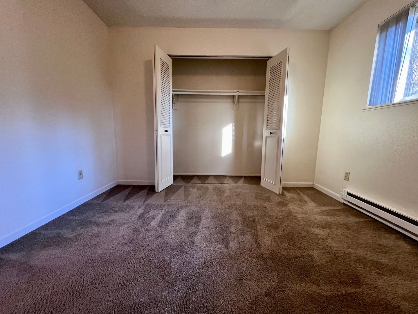 37950 HWY 26 - #03 - Sandy - Oregon - 2 bed, 1 bath rental property