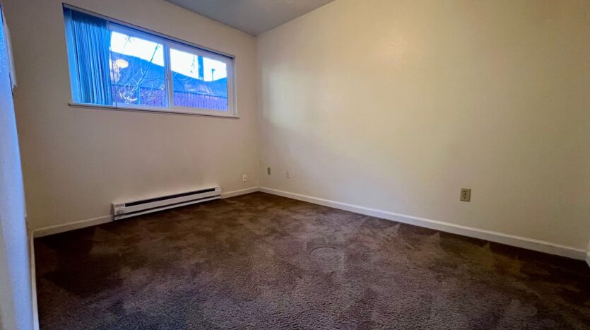 37950 HWY 26 - #03 - Sandy - Oregon - 2 bed, 1 bath rental property