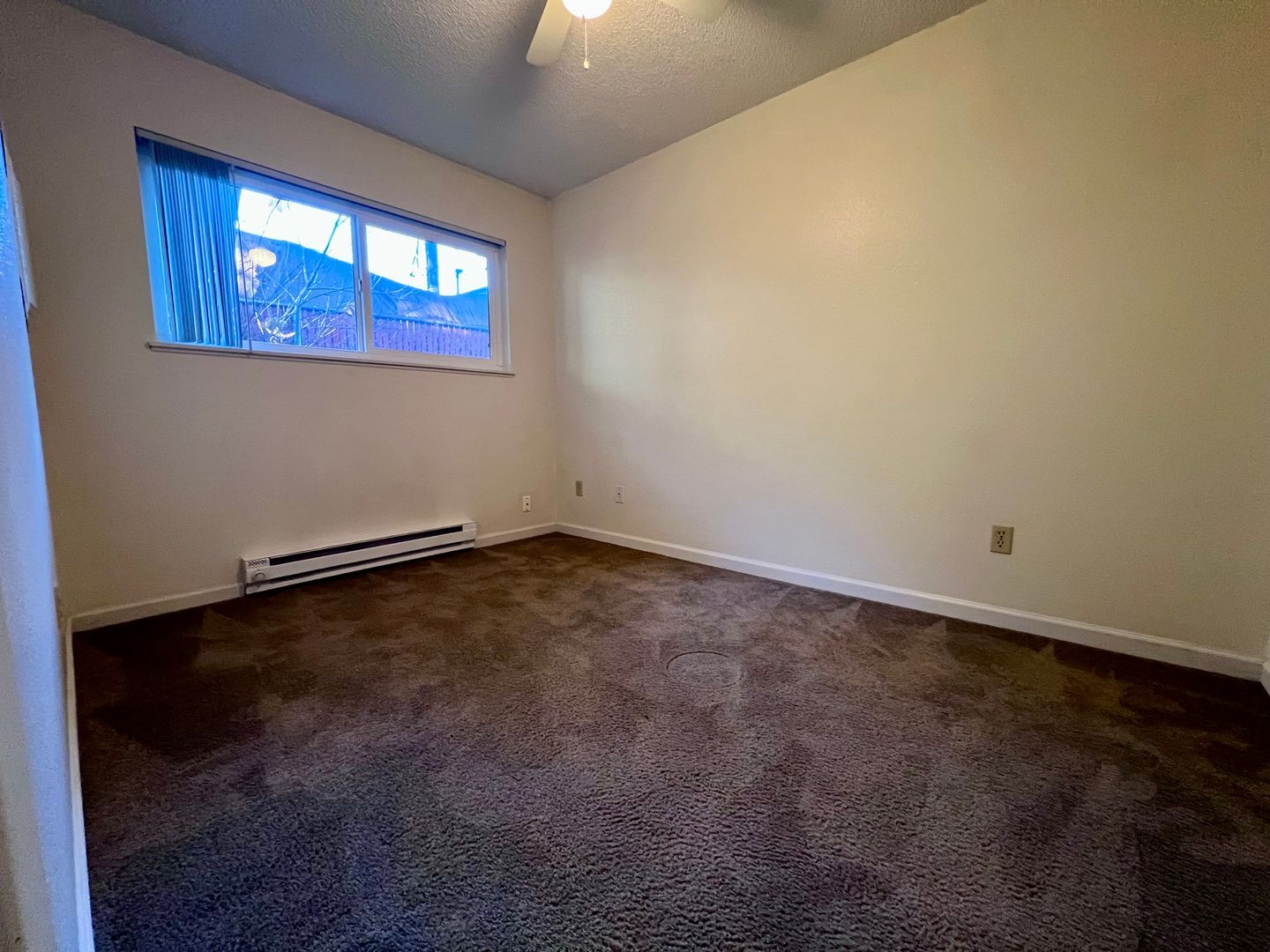 37950 HWY 26 - #03 - Sandy - Oregon - 2 bed, 1 bath rental property