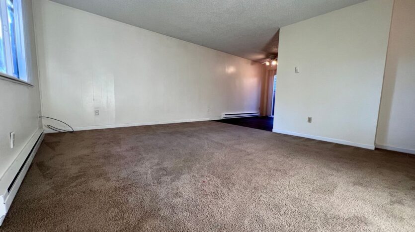37950 HWY 26 - #03 - Sandy - Oregon - 2 bed, 1 bath rental property