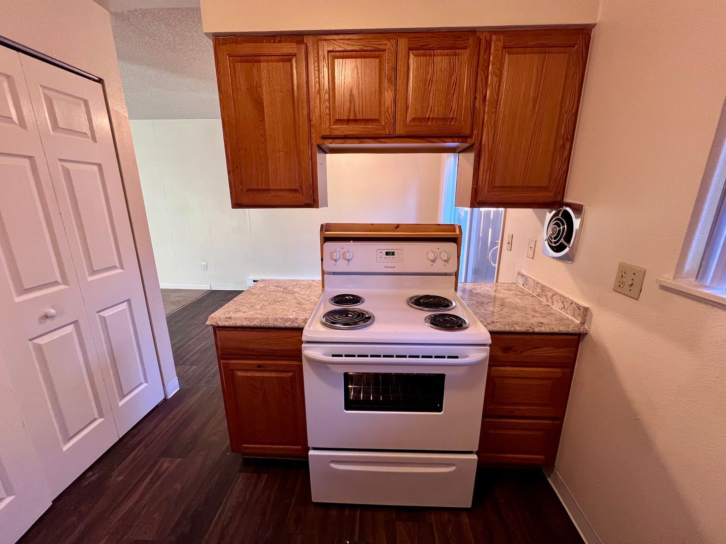 37950 HWY 26 - #03 - Sandy - Oregon - 2 bed, 1 bath rental property