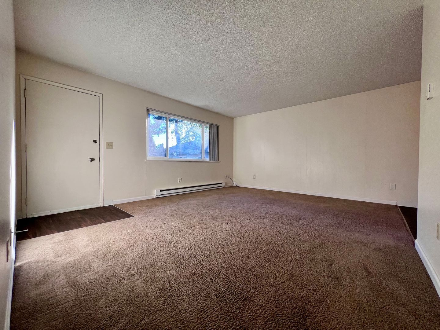 37950 HWY 26 - #03 - Sandy - Oregon - 2 bed, 1 bath rental property