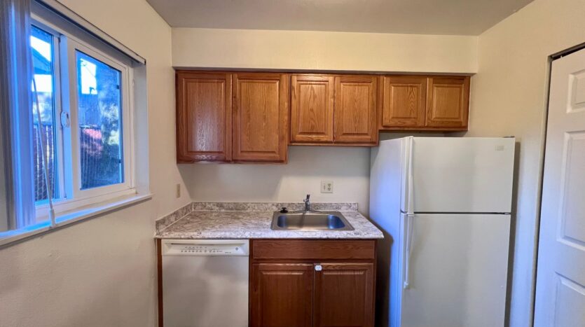 37950 HWY 26 - #03 - Sandy - Oregon - 2 bed, 1 bath rental property