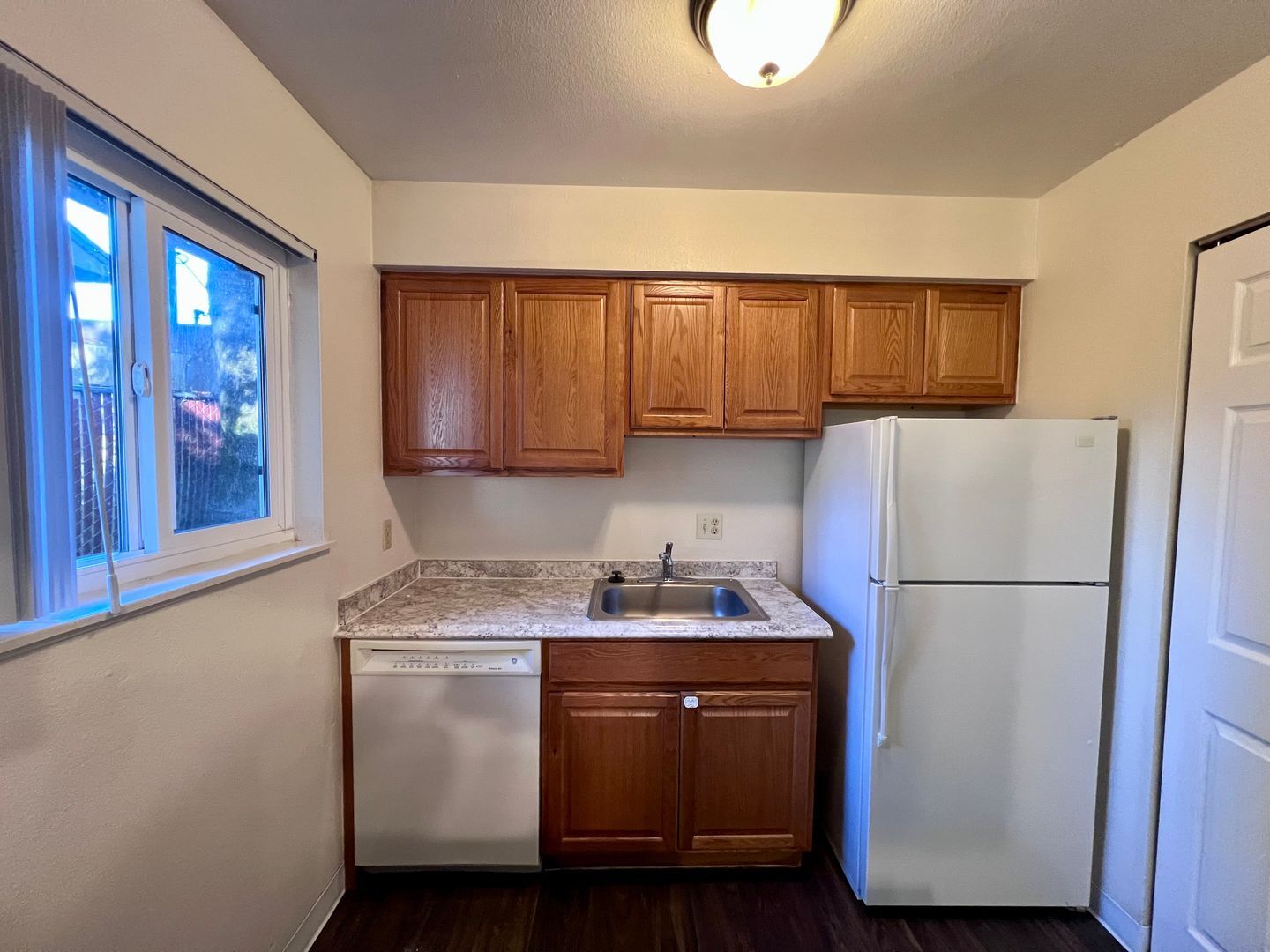 37950 HWY 26 - #03 - Sandy - Oregon - 2 bed, 1 bath rental property