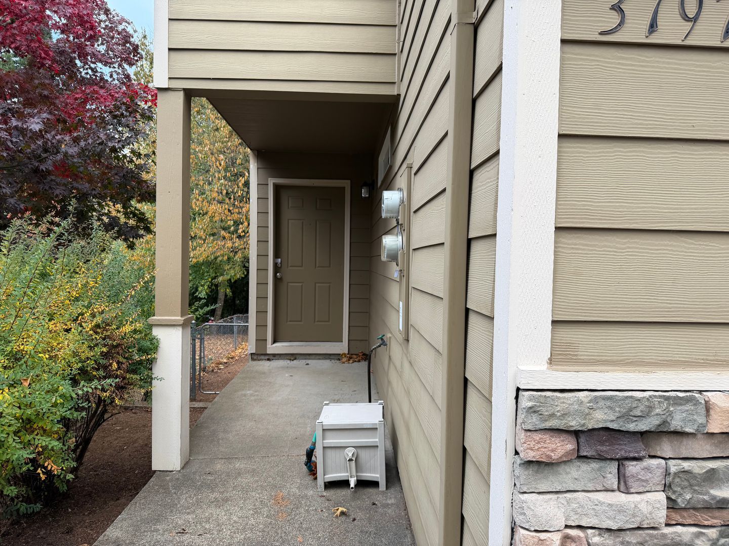 37975 Nettie Connett Dr - Sandy - Oregon - 3 bed, 2.5 bath rental property