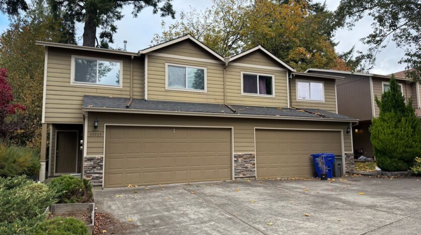37975 Nettie Connett Dr - Sandy - Oregon - 3 bed, 2.5 bath rental property