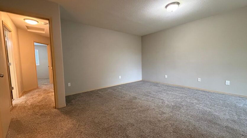 37975 Nettie Connett Dr - Sandy - Oregon - 3 bed, 2.5 bath rental property