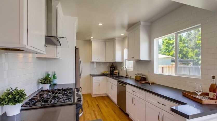 3826 Merivale Ave - San Diego - California - 2 bed, 1 bath rental property