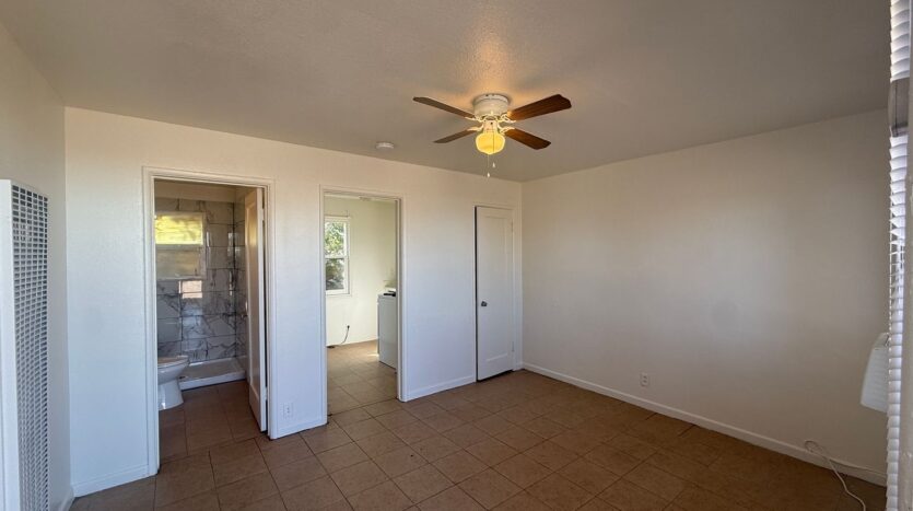 38717 6th St. East - Unit 5 - Palmdale - California - 1 bath rental property