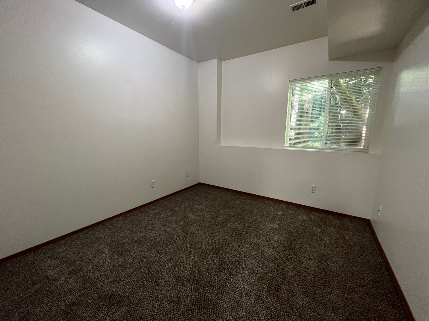 39 Sudden Valley Dr. - Bellingham - Washington - 4 bed, 3 bath rental property