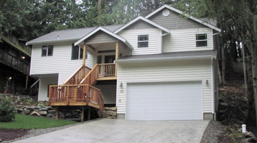 39 Sudden Valley Dr. - Bellingham - Washington - 4 bed, 3 bath rental property