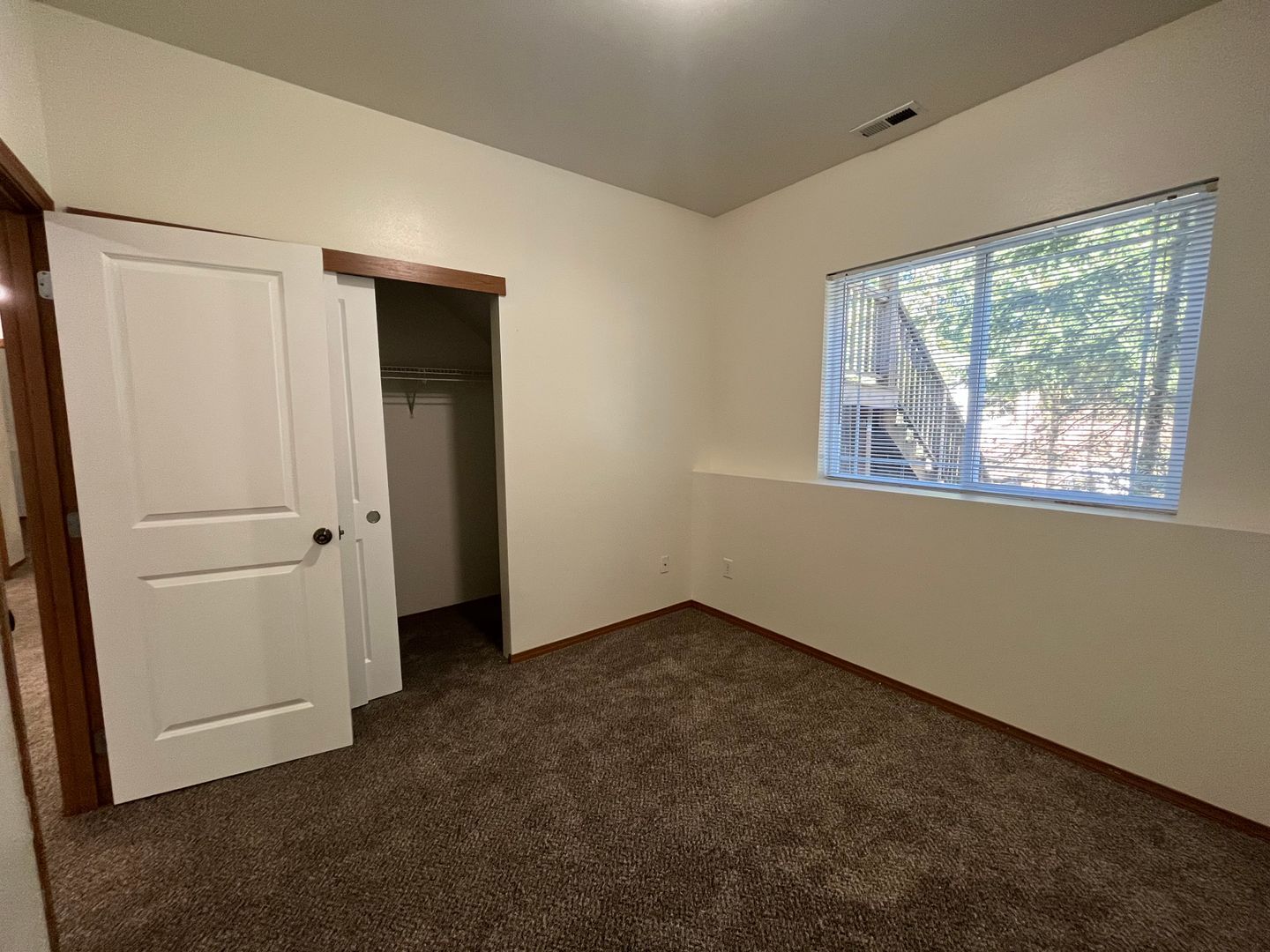 39 Sudden Valley Dr. - Bellingham - Washington - 4 bed, 3 bath rental property