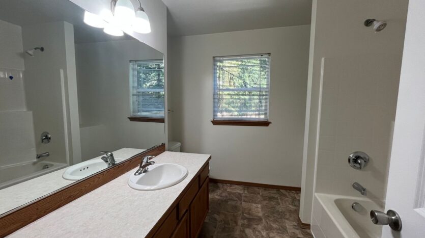 39 Sudden Valley Dr. - Bellingham - Washington - 4 bed, 3 bath rental property