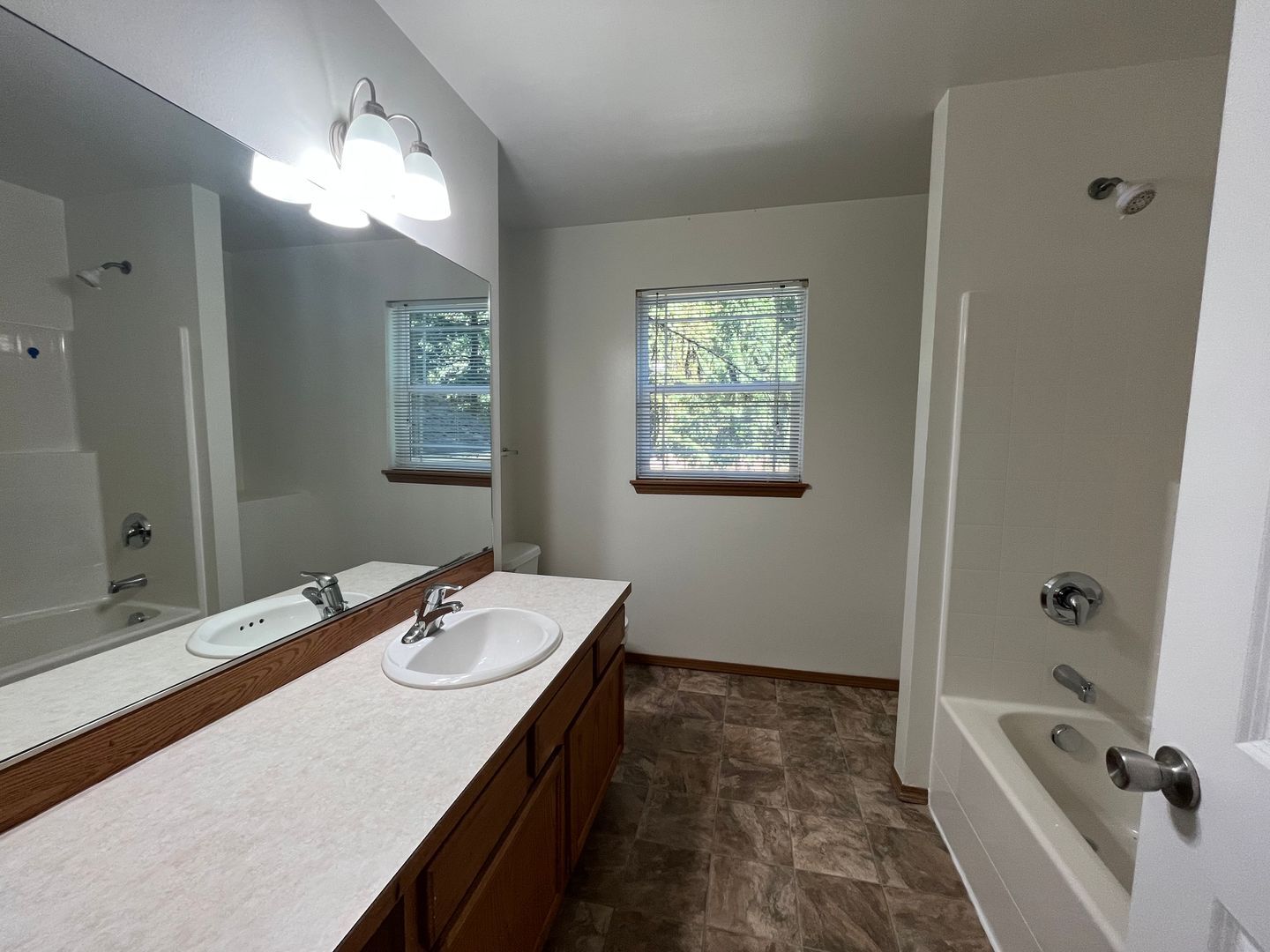 39 Sudden Valley Dr. - Bellingham - Washington - 4 bed, 3 bath rental property
