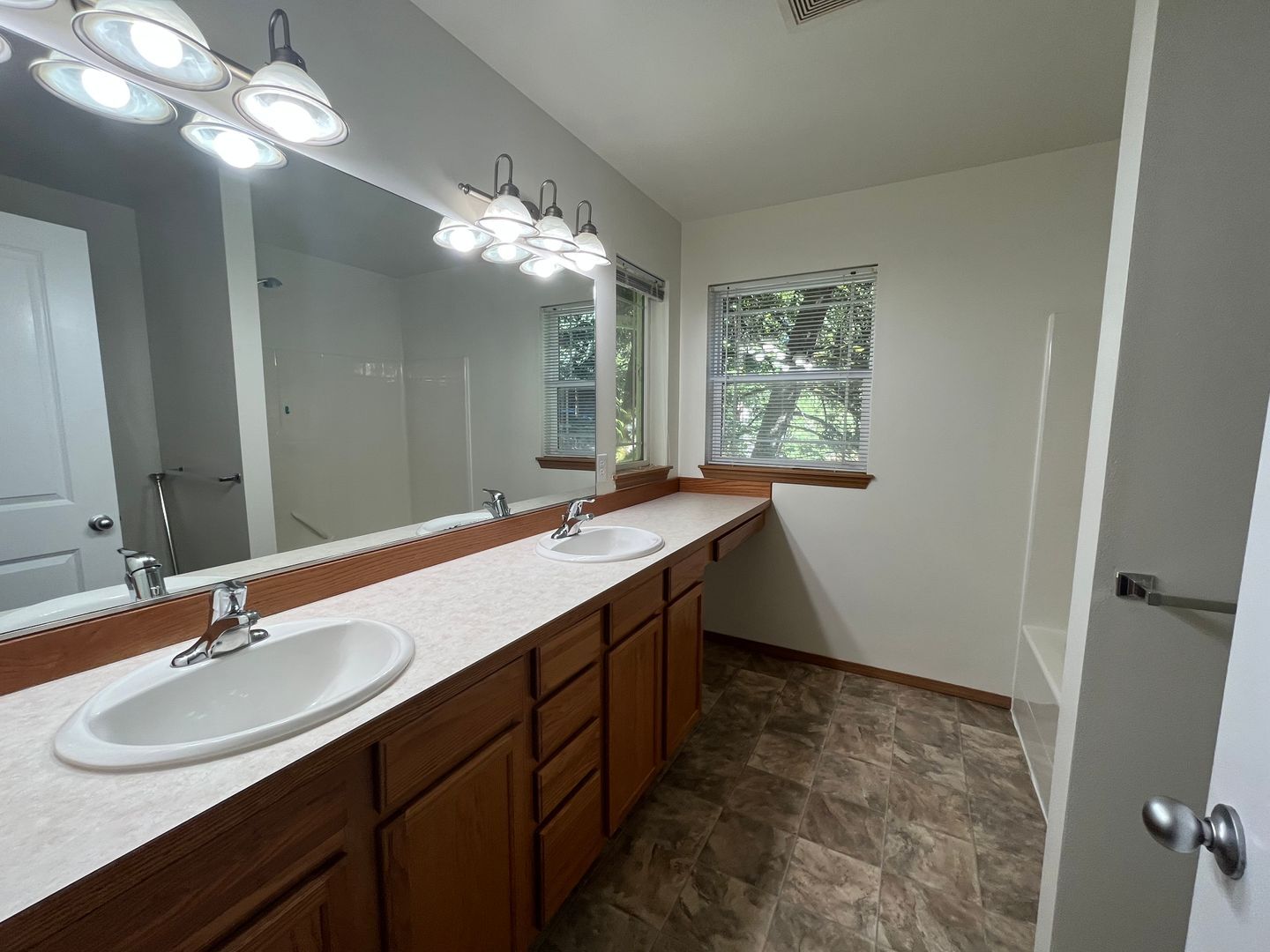 39 Sudden Valley Dr. - Bellingham - Washington - 4 bed, 3 bath rental property
