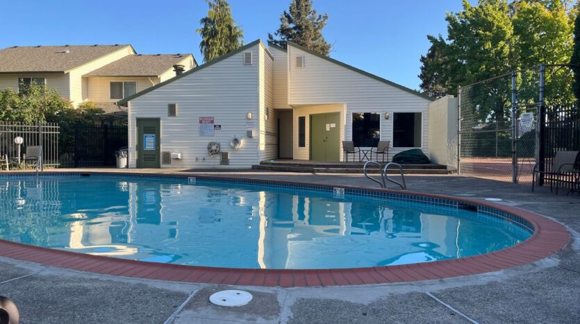 390 N Hayden Island Dr. - Portland - Oregon - 1 bed, 1 bath rental property