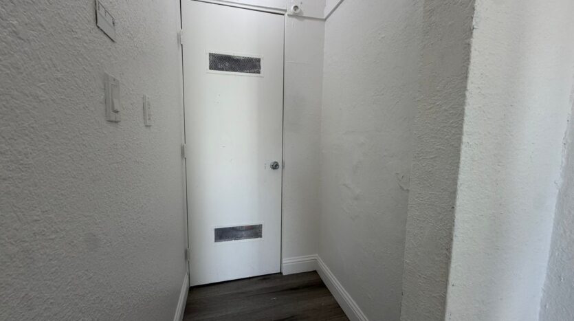 3920 1/2 High Street  - Sacramento - California - 1 bed, 1 bath rental property