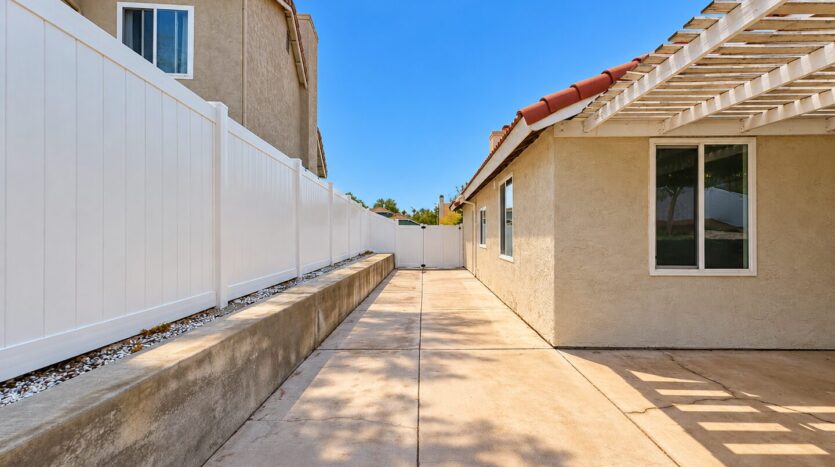 39671 Wild Flower Dr. - Murrieta - California - 3 bed, 2 bath rental property