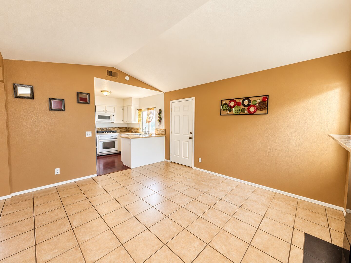 39671 Wild Flower Dr. - Murrieta - California - 3 bed, 2 bath rental property