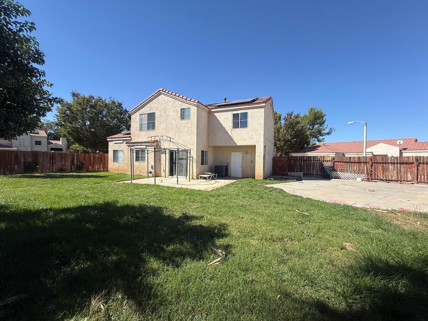40232 La Cota Drive - Palmdale - California - 3 bed, 2.5 bath rental property