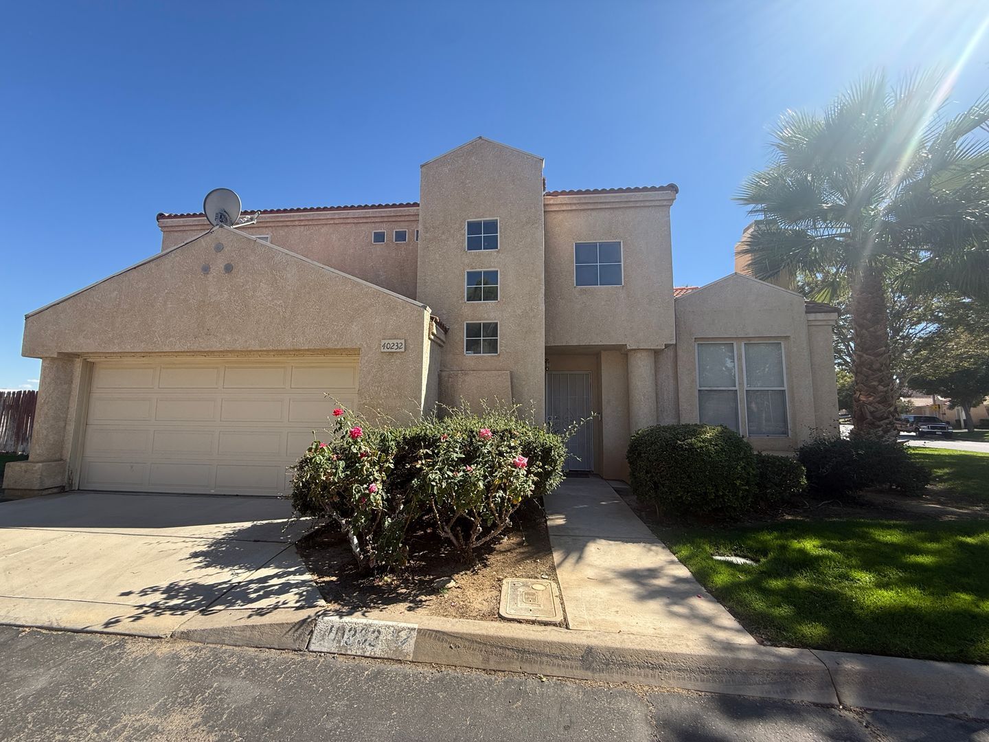 40232 La Cota Drive - Palmdale - California - 3 bed, 2.5 bath rental property