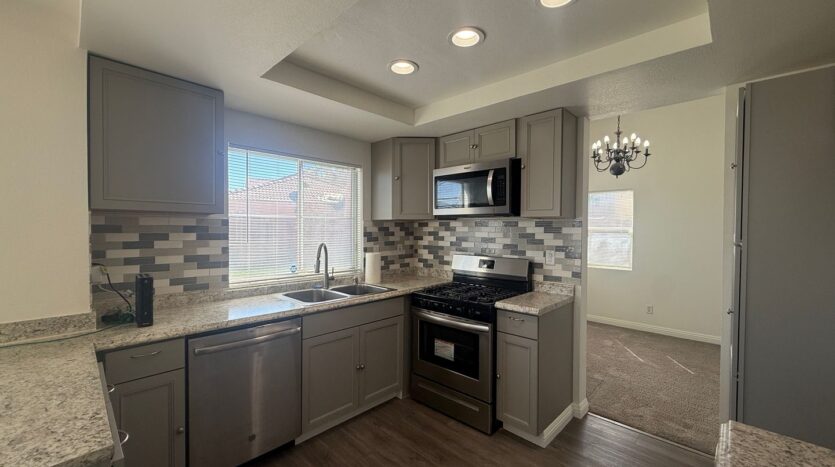 40232 La Cota Drive - Palmdale - California - 3 bed, 2.5 bath rental property