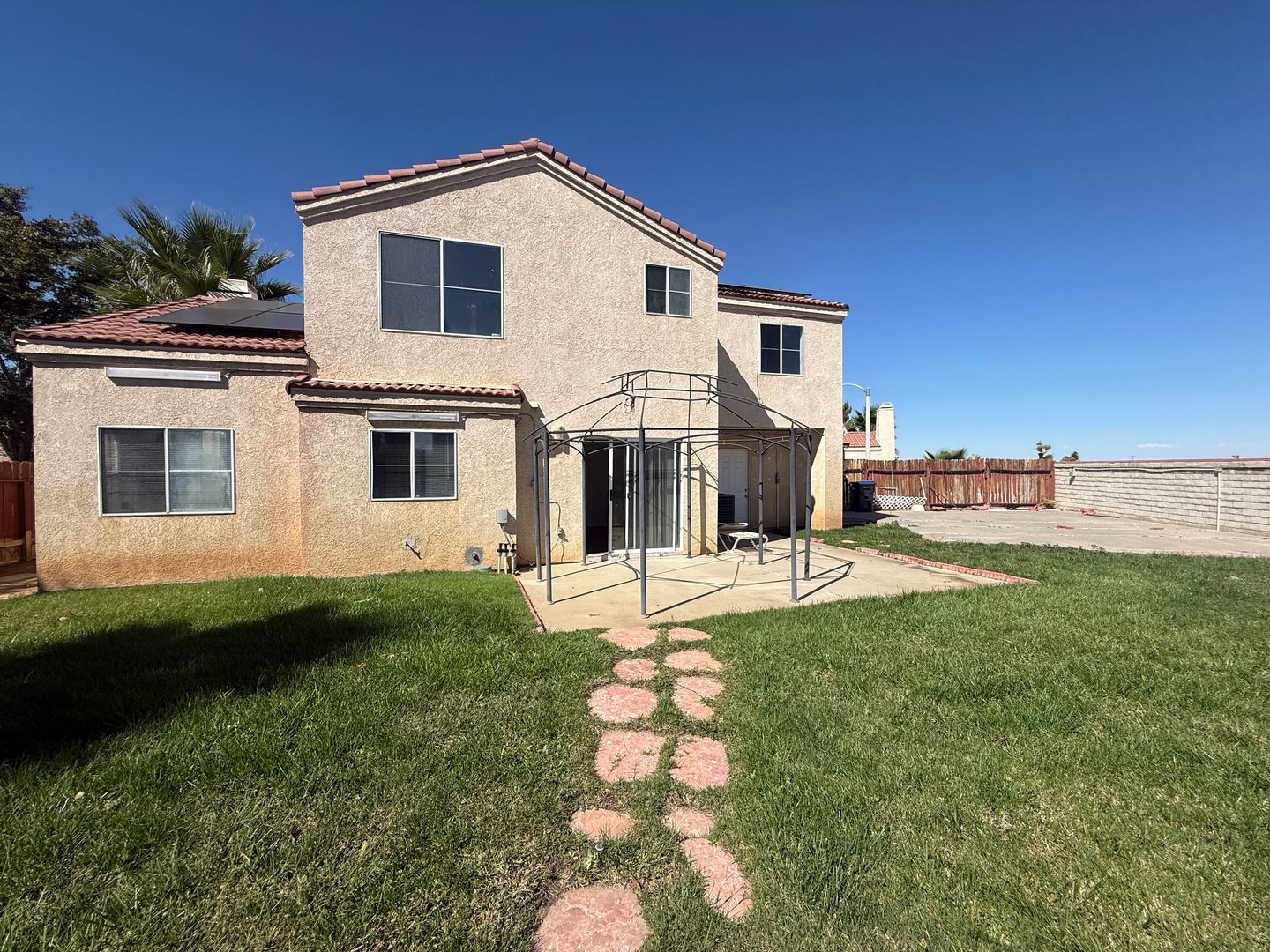 40232 La Cota Drive - Palmdale - California - 3 bed, 2.5 bath rental property