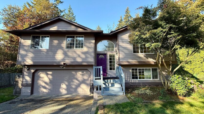 4123 143rd St NW - Marysville - Washington - 3 bed, 2.5 bath rental property