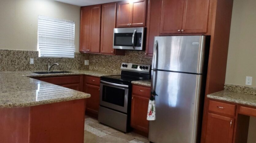 421 South Mollison Avenue - El Cajon - California - 1 bed, 1 bath rental property
