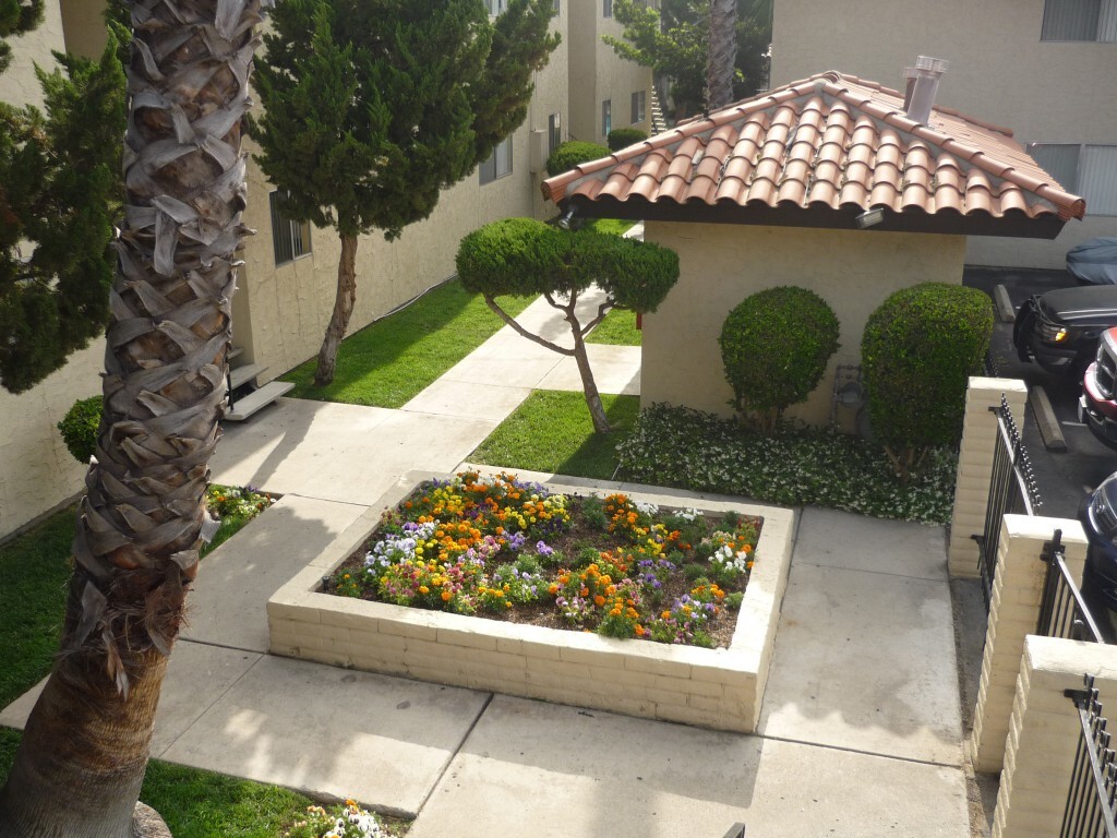 421 South Mollison Avenue - El Cajon - California - 1 bed, 1 bath rental property