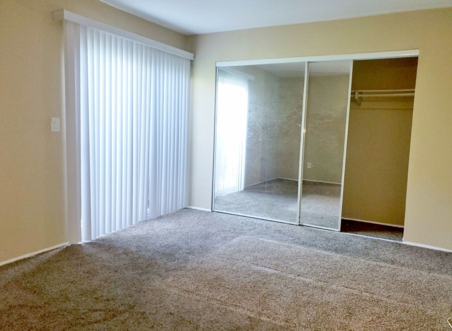 421 South Mollison Avenue - El Cajon - California - 1 bed, 1 bath rental property