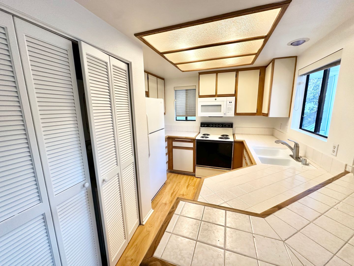 440 Fallingstar - Irvine - California - 1 bed, 1 bath rental property