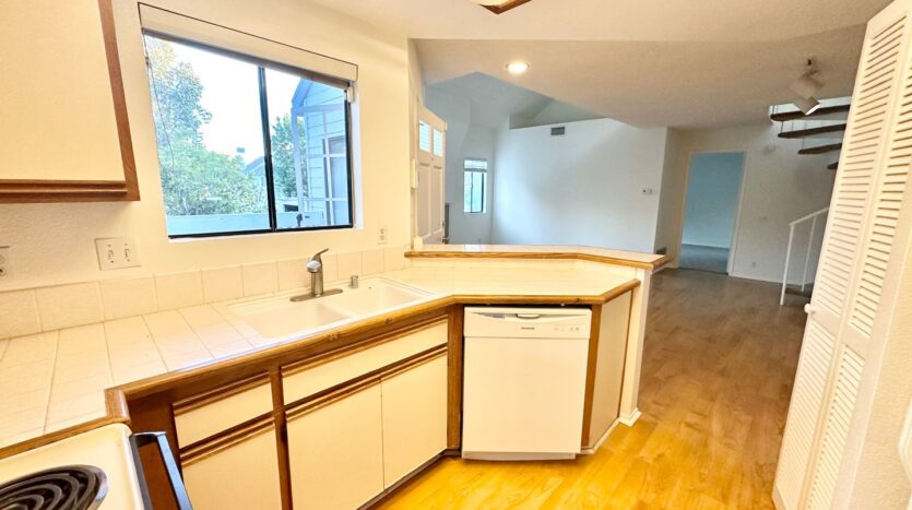 440 Fallingstar - Irvine - California - 1 bed, 1 bath rental property