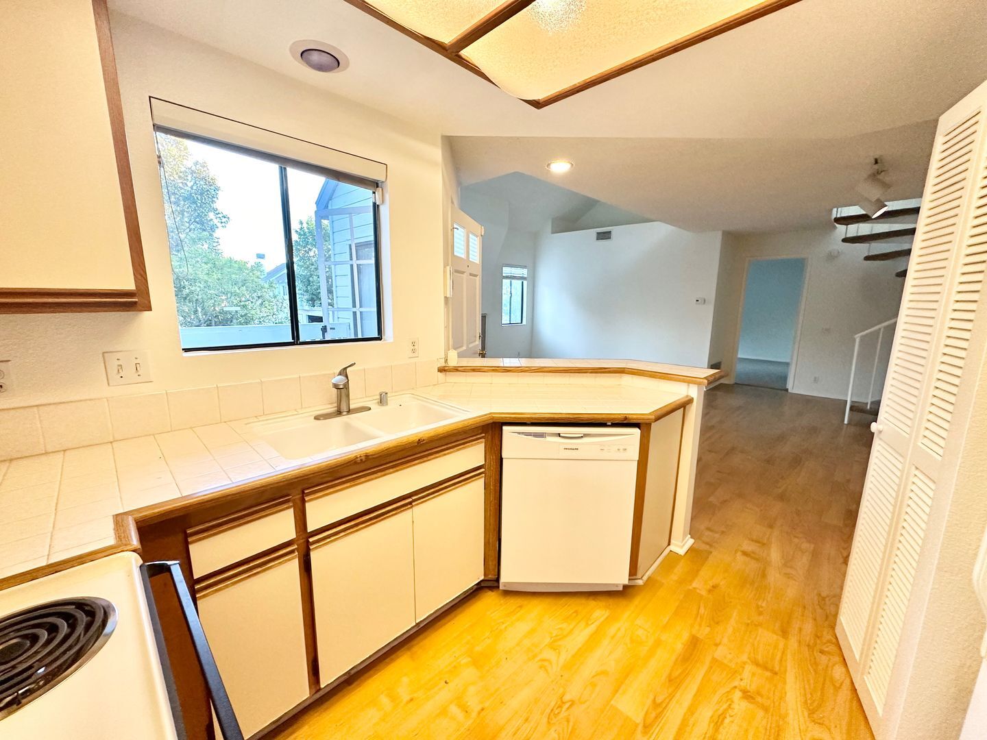 440 Fallingstar - Irvine - California - 1 bed, 1 bath rental property