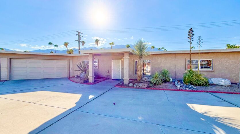 445 N Farrell Dr - Palm Springs - California - 4 bed, 2 bath rental property