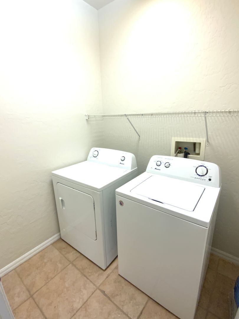 4457 Galapagos Ave - North Las Vegas - Nevada - 3 bed, 2.5 bath rental property